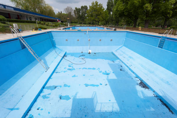 Best Water damage mitigation services  in Warrensville Heights, OH